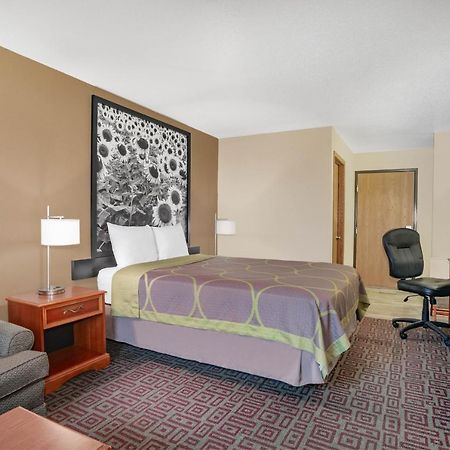 Super 8 By Wyndham Fort Madison Eksteriør bilde
